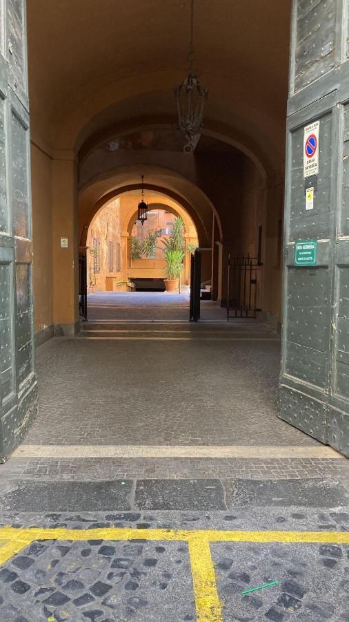 Lejlighed In The Rome's Soul Close To Navona Square *